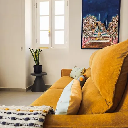 The Hive, Your Secret Sanctuary Apartman Floriana