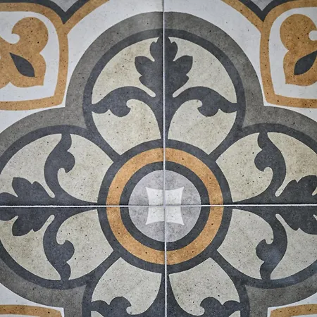 Daire The Hive, Your Secret Sanctuary Il-Furjana