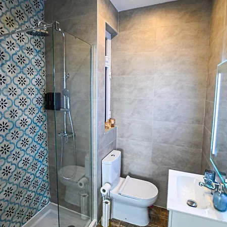 The Hive, Your Secret Sanctuary Lejlighed Floriana