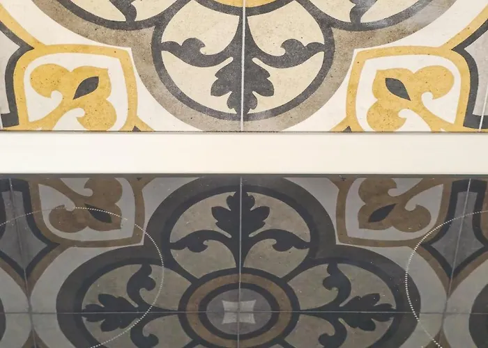 The Hive, Your Secret Sanctuary * Floriana