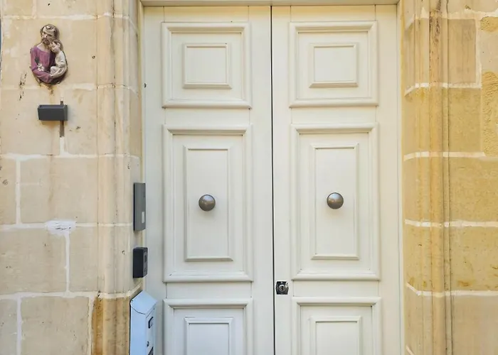 The Hive, Your Secret Sanctuary Appartement *